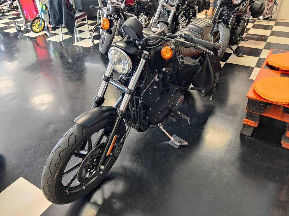 Harley-Davidson 883 Iron (2017 - 20) - XL 883N (5)