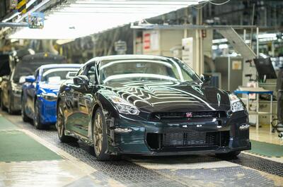 Nissan GT-R: finisce la produzione dopo 18 anni, addio alla leggendaria R35