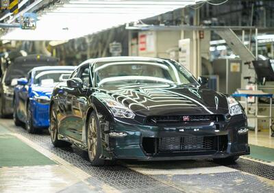 Nissan GT-R: finisce la produzione dopo 18 anni, addio alla leggendaria R35
