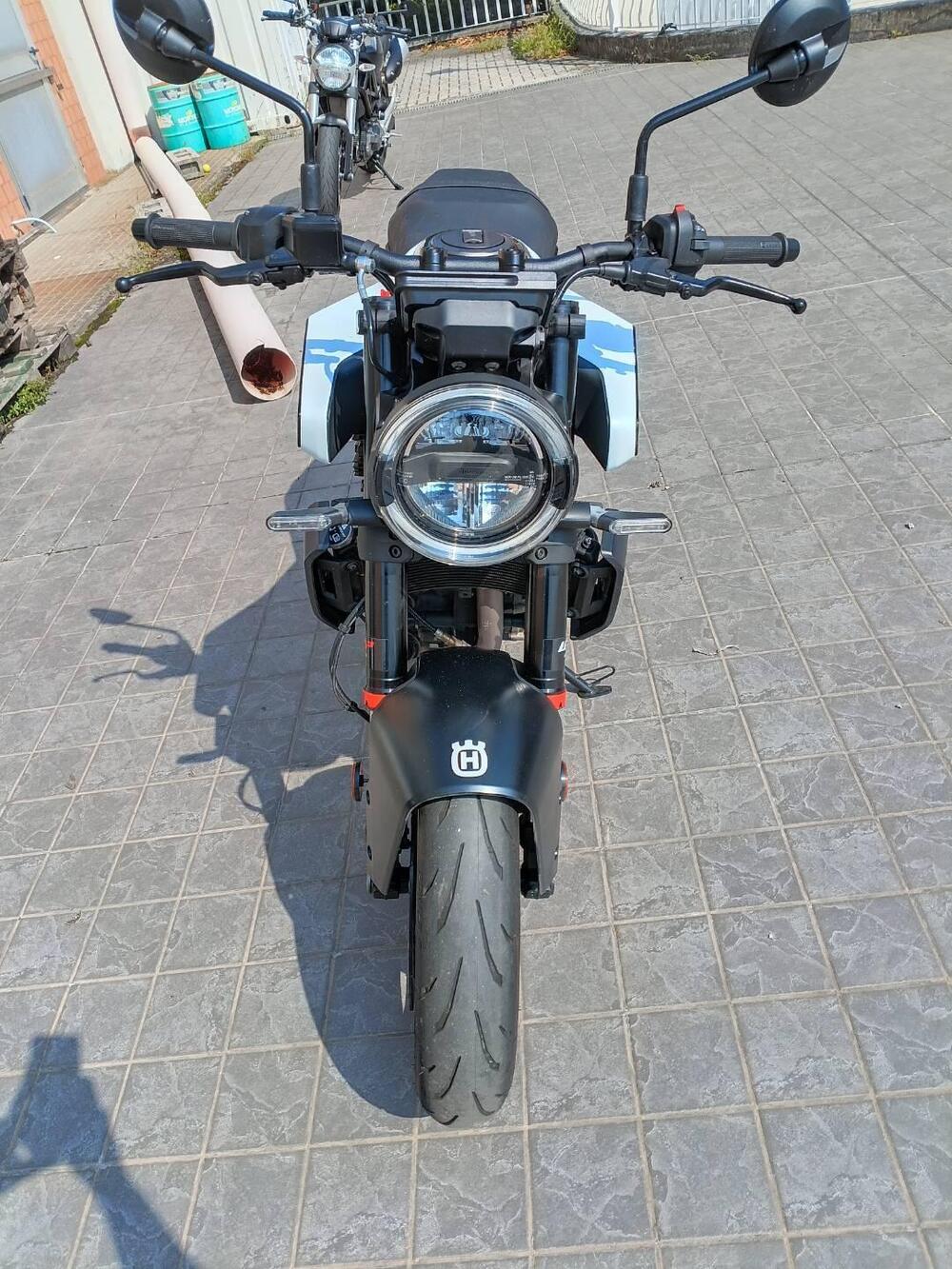 Husqvarna Vitpilen 401 (2024 - 26) (8)