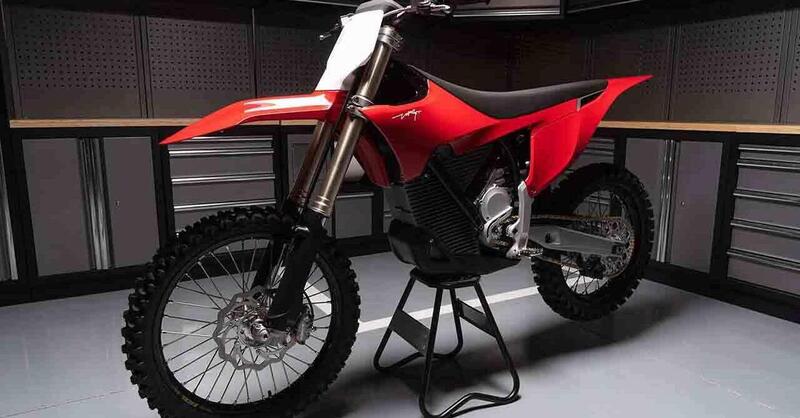 Dietrofront nel Supercross Americano: riammesse le Moto Elettriche 