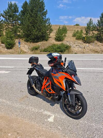 KTM 1290 Super Duke GT (2022 - 25) usata