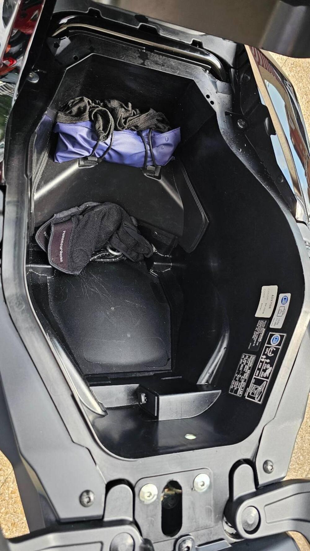 Honda X-ADV 750 DCT (2021 - 24) (15)