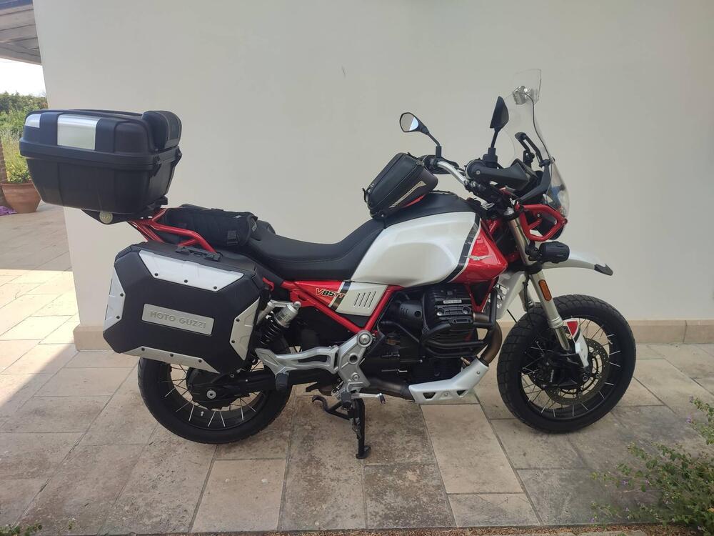 Moto Guzzi V85 TT (2019 - 20)