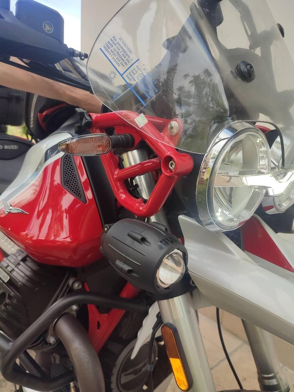 Moto Guzzi V85 TT (2019 - 20) (10)