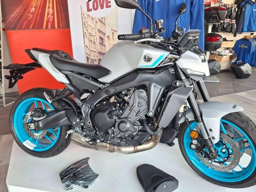 Yamaha MT-09 (2024 - 26) (2)