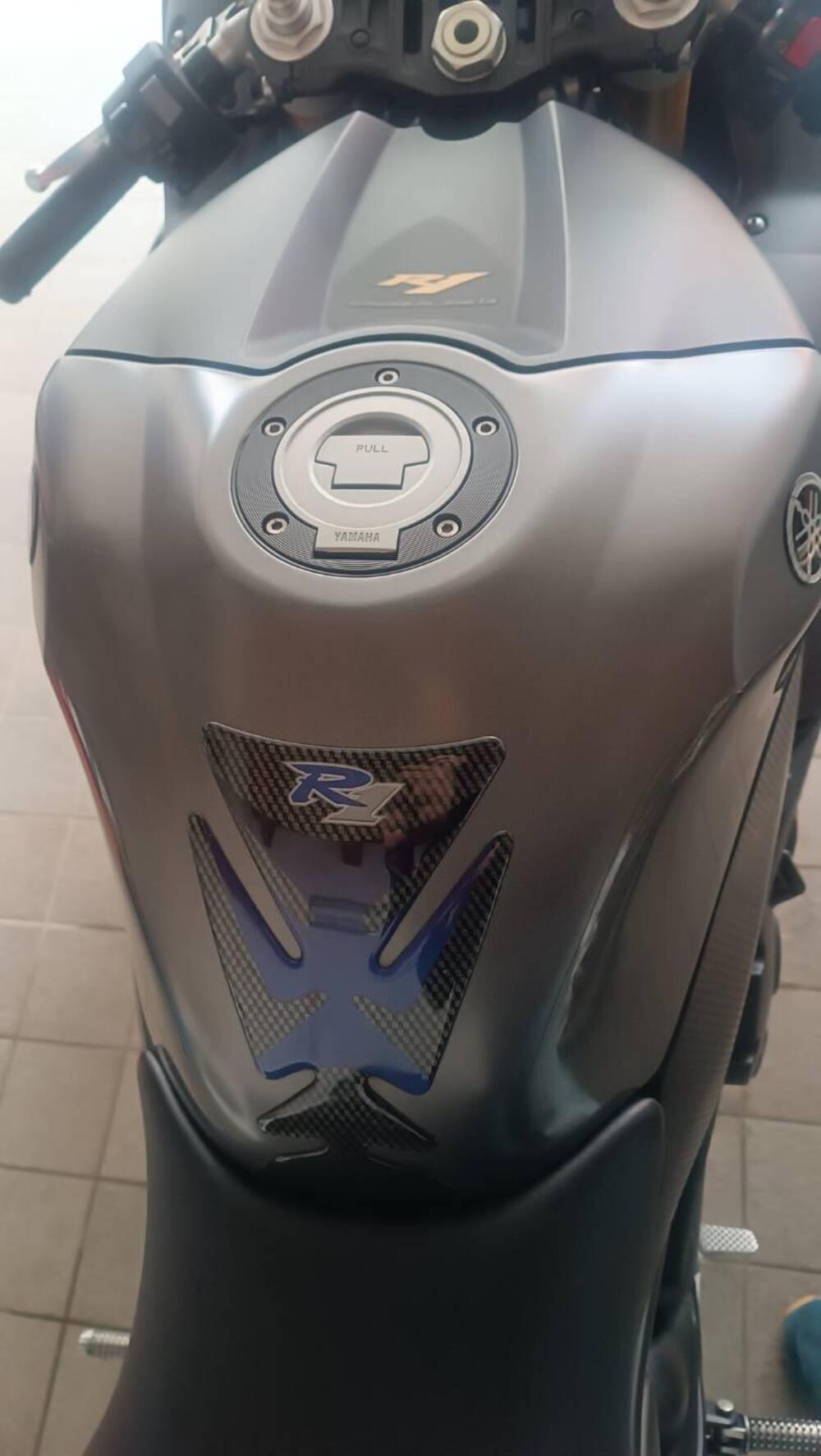 Yamaha YZF R1 (2012 - 14) (12)