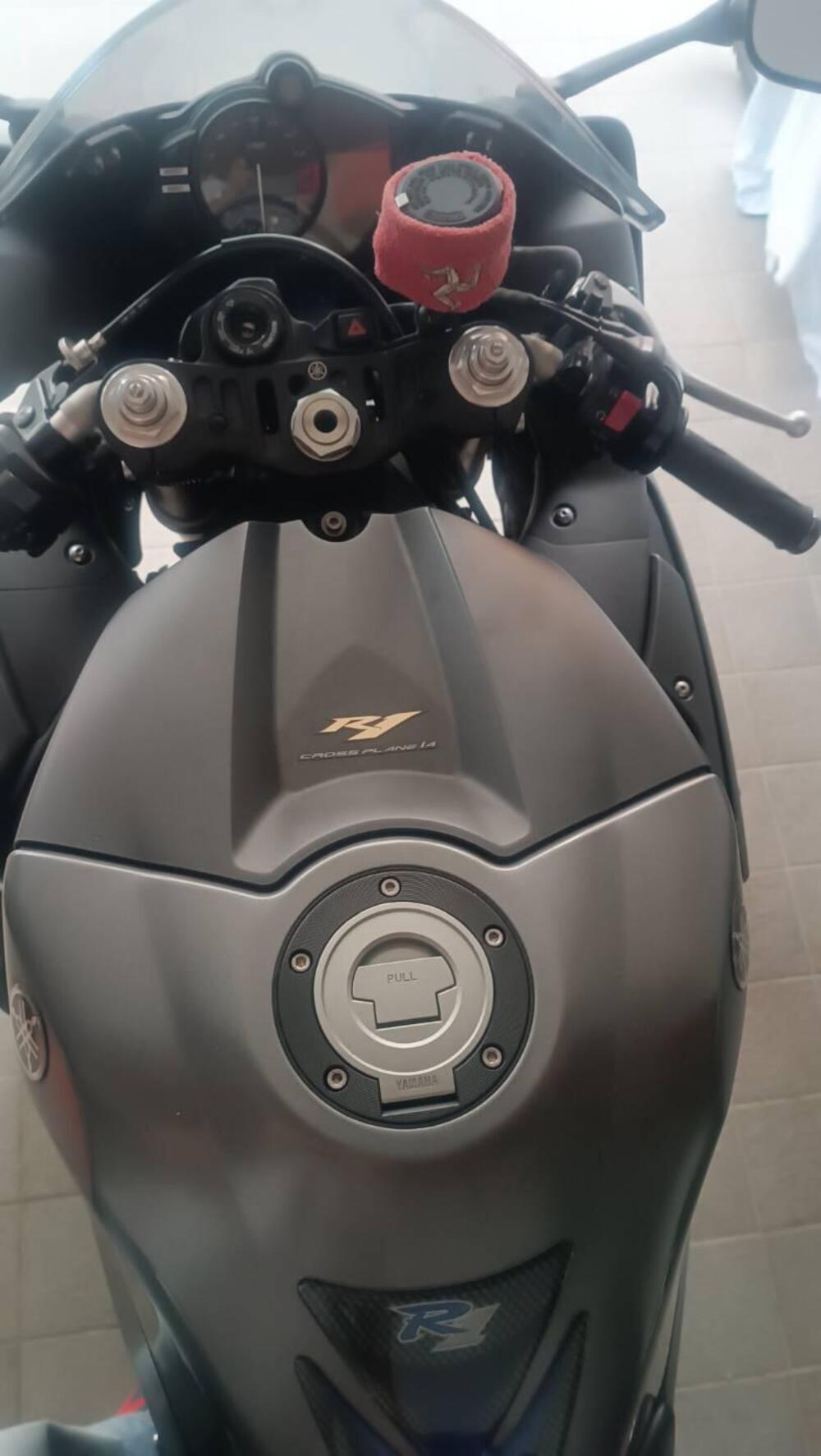 Yamaha YZF R1 (2012 - 14) (14)