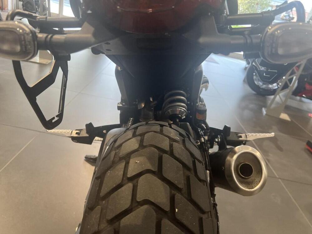 Ducati Scrambler 800 Icon Dark (2025 - 26) (13)