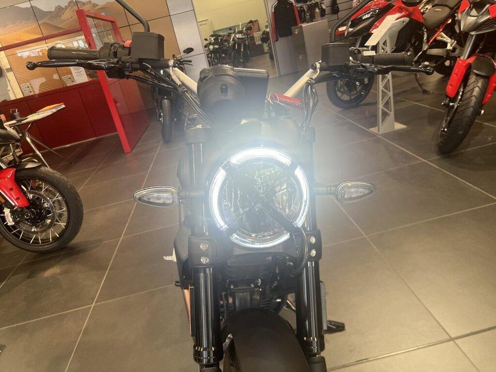 Ducati Scrambler 800 Icon Dark (2025 - 26) (11)