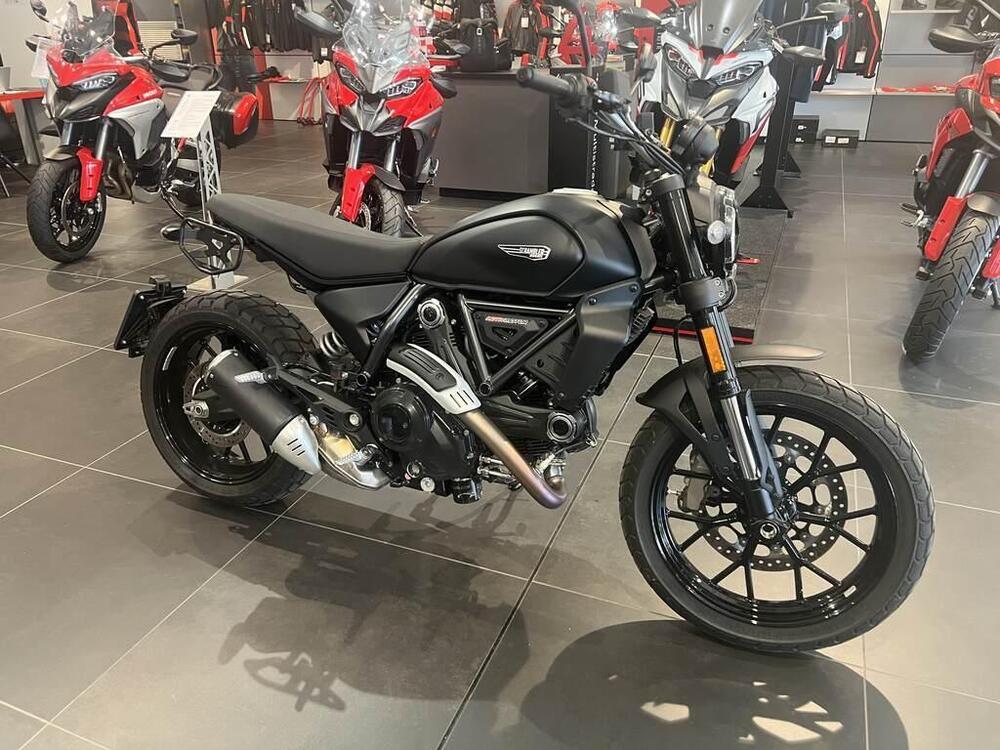 Ducati Scrambler 800 Icon Dark (2025 - 26)