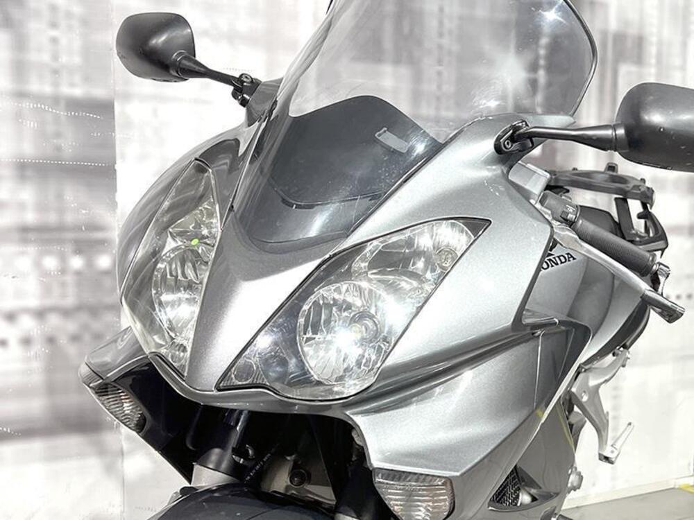 Honda VFR 800 (2006 - 13) (8)