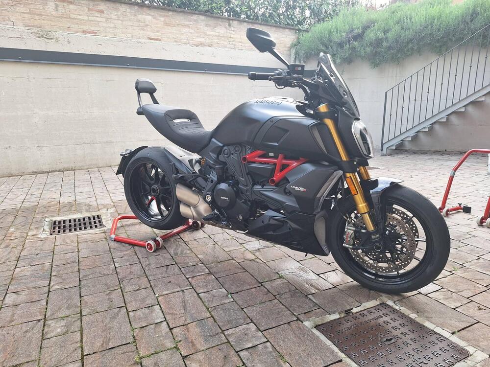 Ducati Diavel 1260 S (2021 - 22) (4)