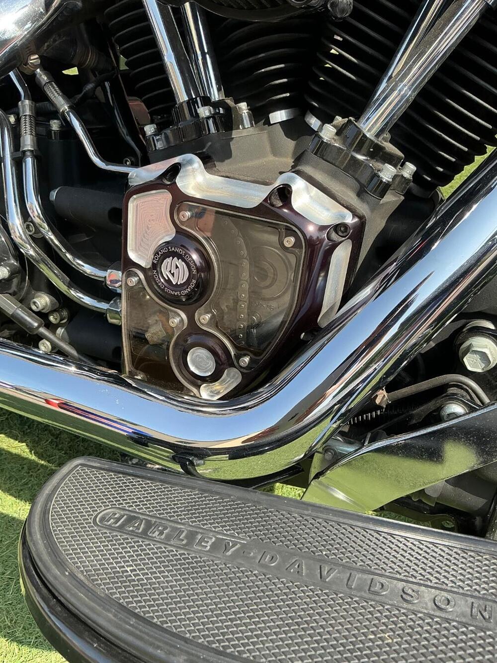 Harley-Davidson 1584 Cross Bones (2008 - 11) - FLSTSB (10)