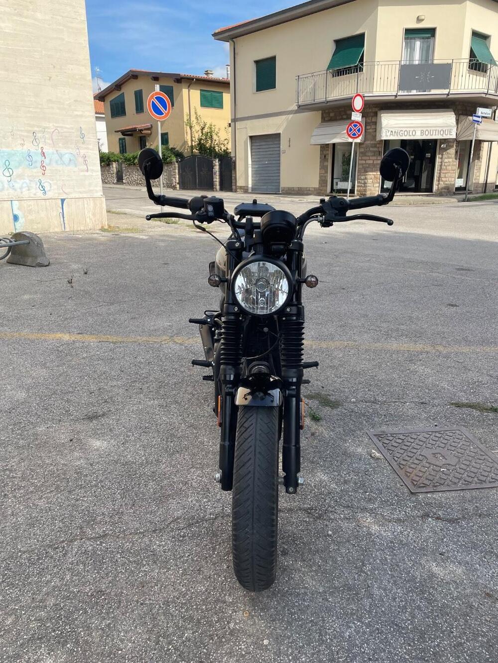 Royal Enfield HNTR 350 (2022 - 26) (2)