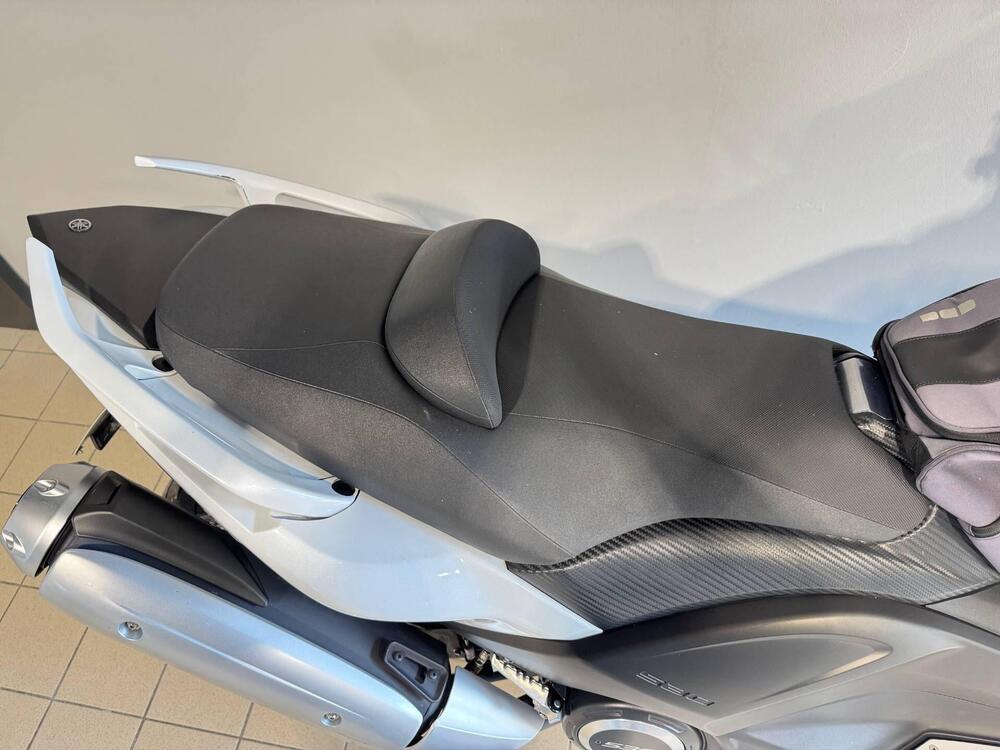 Yamaha T-Max 530 (2015 - 16) (5)