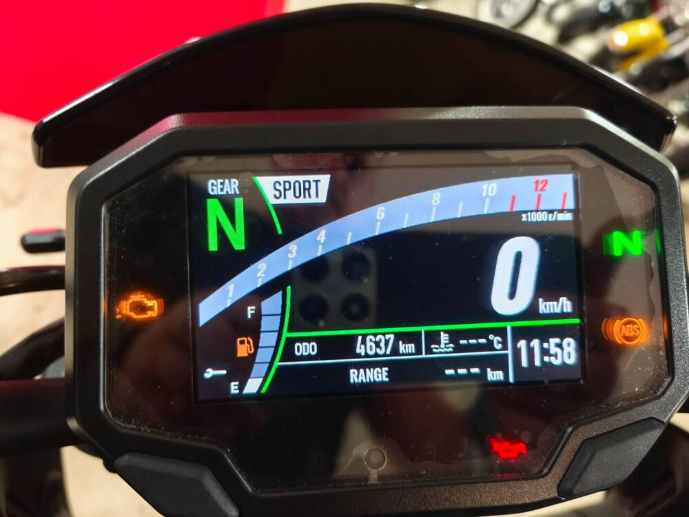 Kawasaki Z 900 (2021 - 24) (5)