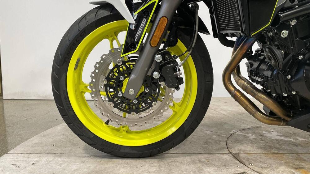 CFMOTO 650NK (2021 - 24) (3)