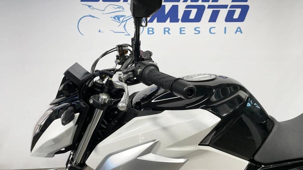 CFMOTO 650NK (2021 - 24) (16)