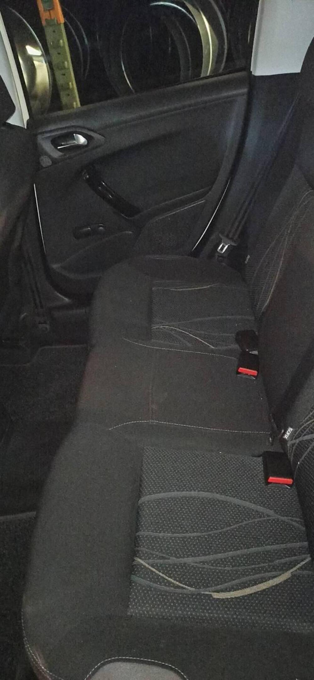 Peugeot 208 usata a Varese (9)