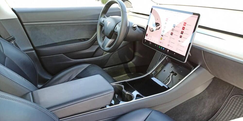 Tesla Model 3 usata a Verona (12)