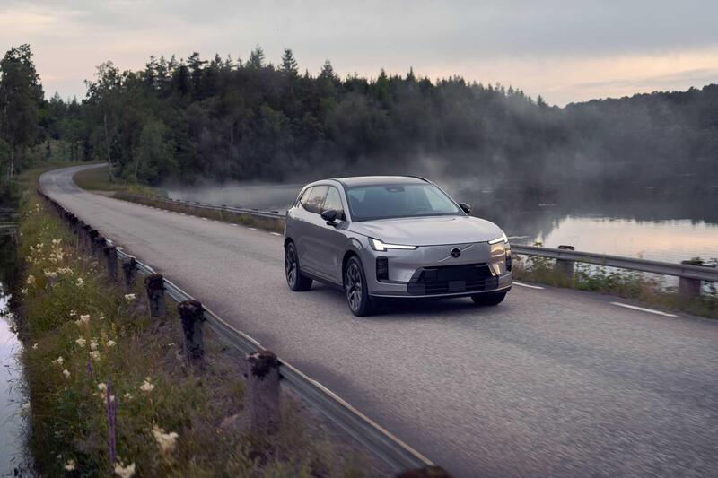 Volvo XC70: il nuovo SUV ibrido plug-in con oltre 1.200 km di autonomia 