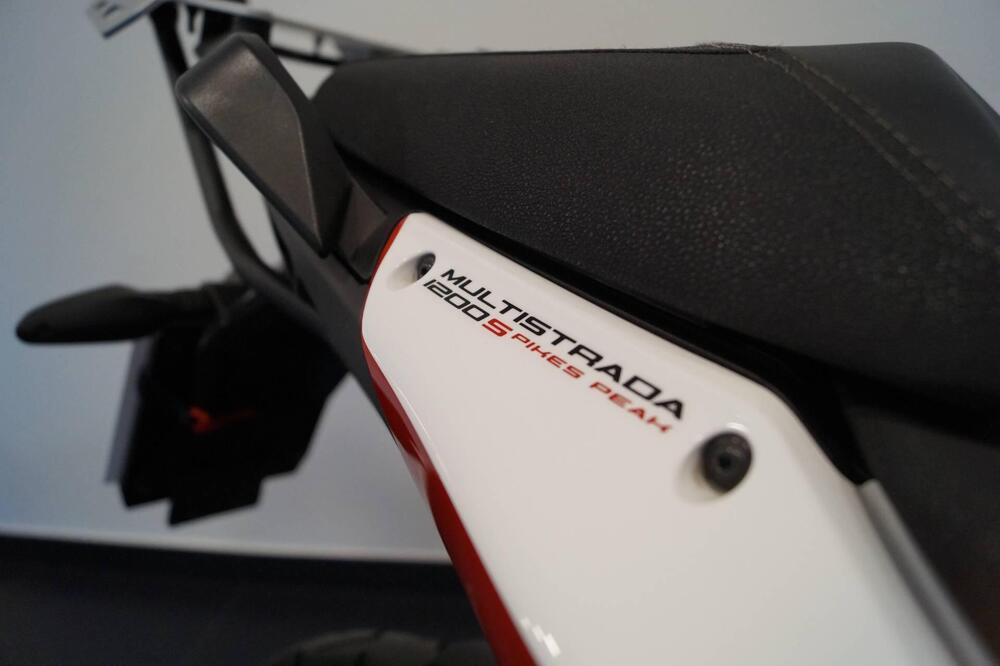 Ducati Multistrada 1200 S Pikes Peak (2013 - 14) (11)