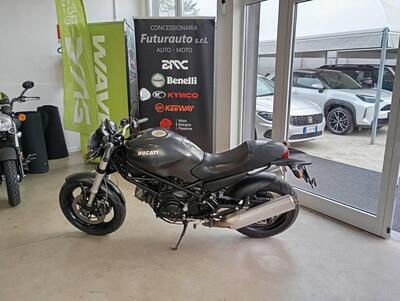 Ducati Monster 695 (2006 - 08) usata