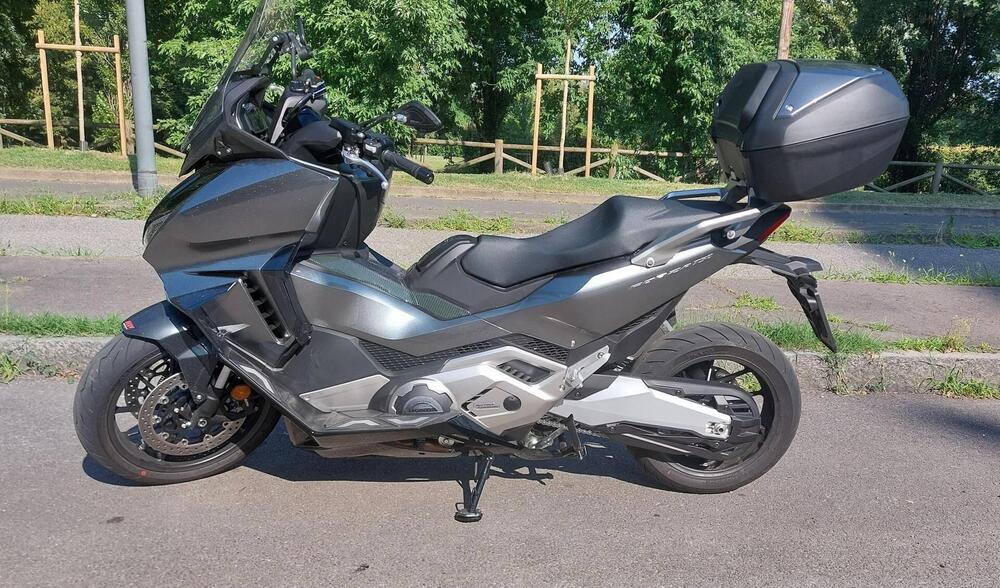 Honda Forza 750 DCT Urban (2021 - 24) (2)