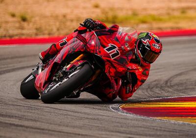 SBK 2025. Razgatlioglu è più veloce di Bulega nei test di Aragon