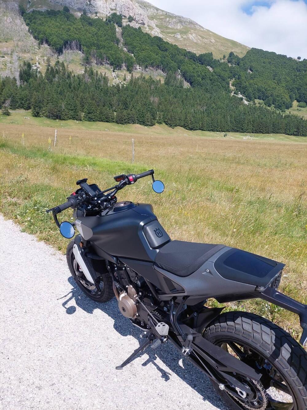 Husqvarna Svartpilen 801 (2024 - 26) (4)