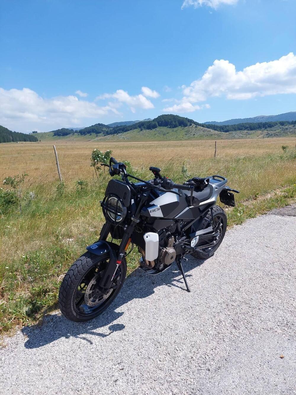 Husqvarna Svartpilen 801 (2024 - 26) (5)