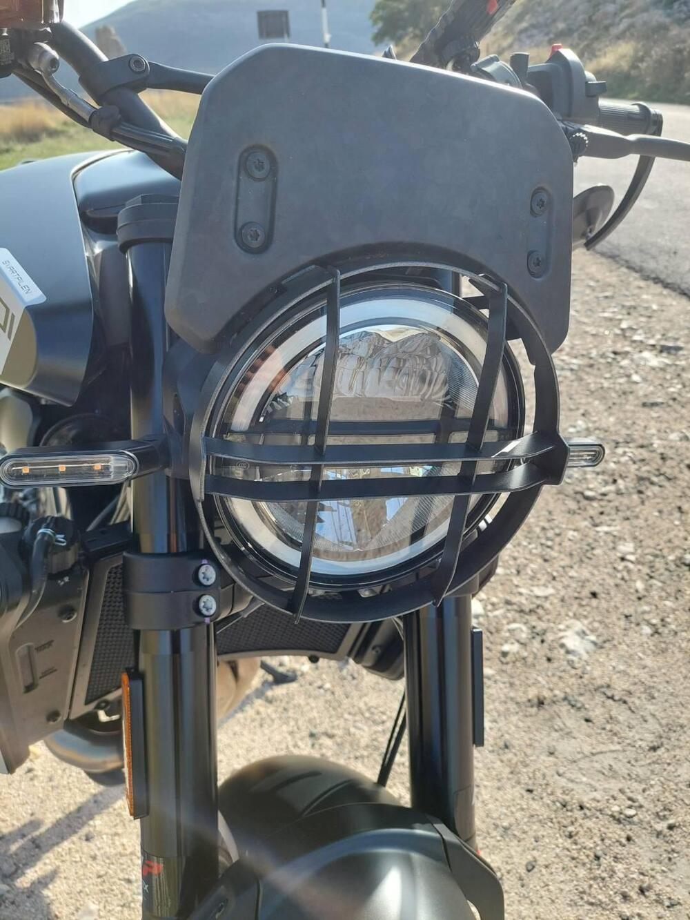 Husqvarna Svartpilen 801 (2024 - 26) (8)