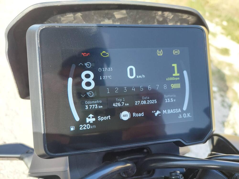 Husqvarna Svartpilen 801 (2024 - 26) (12)