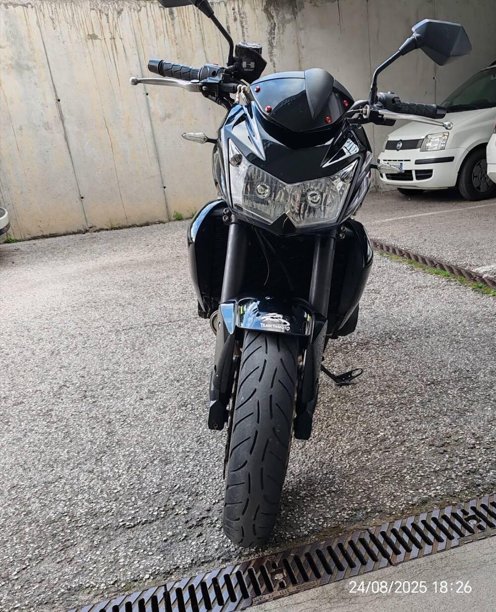 Kawasaki Z 750 (2007 - 14) (4)