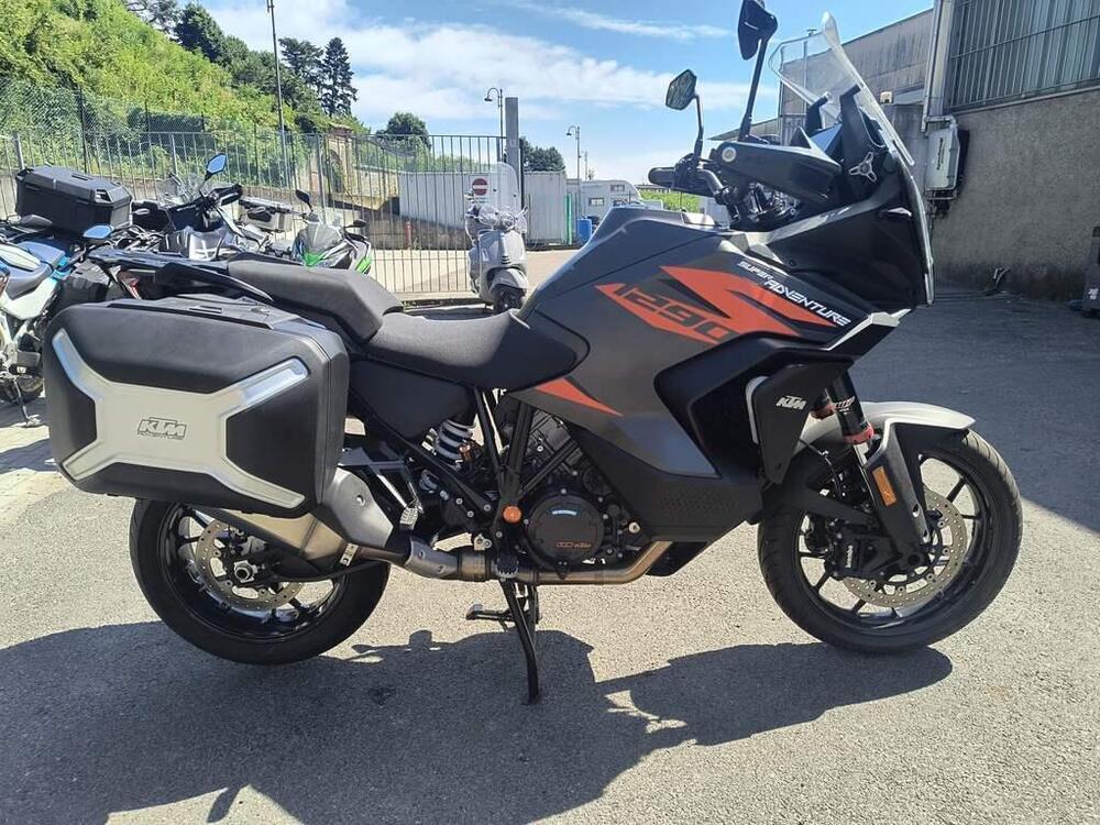 KTM 1290 Super Adventure S (2021) (3)