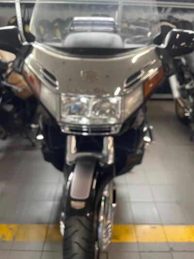 Honda GL 1500 C (1997 - 99) usata