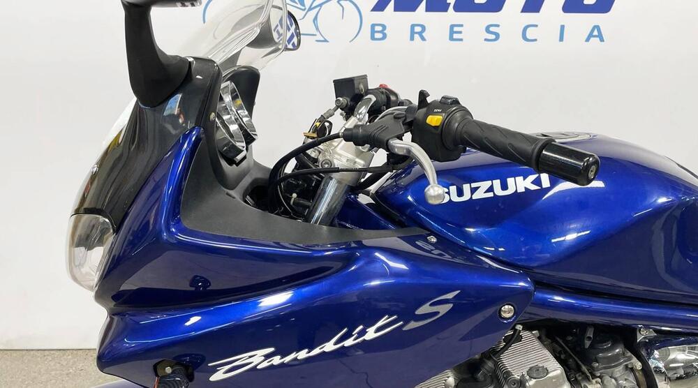 Suzuki GSF 600 Bandit S (2000 - 05) (9)