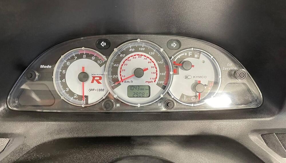 Kymco Xciting 300i (9)