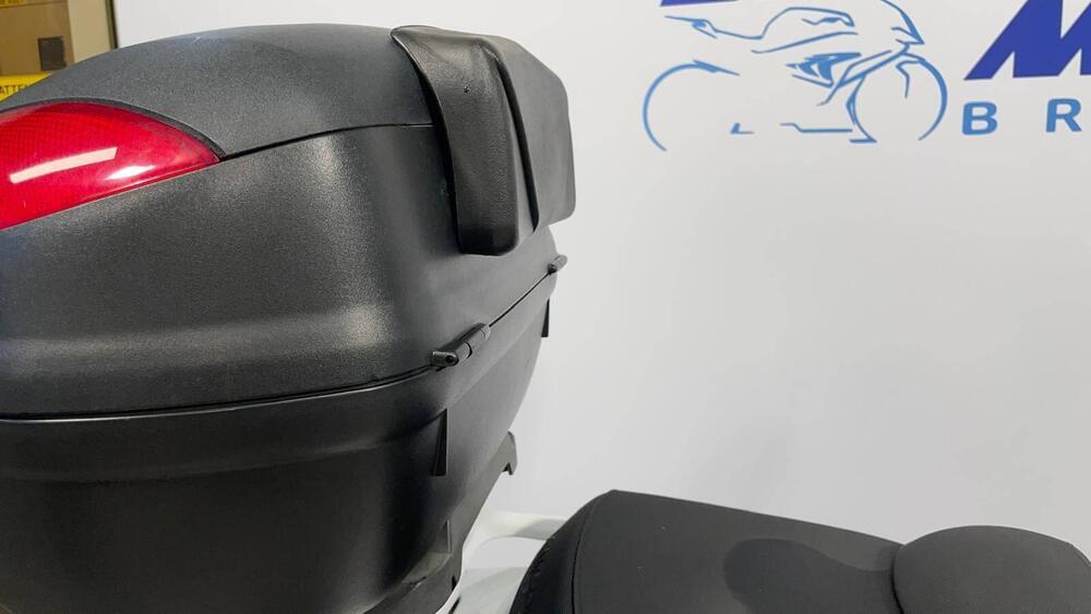 Kymco Xciting 300i (11)