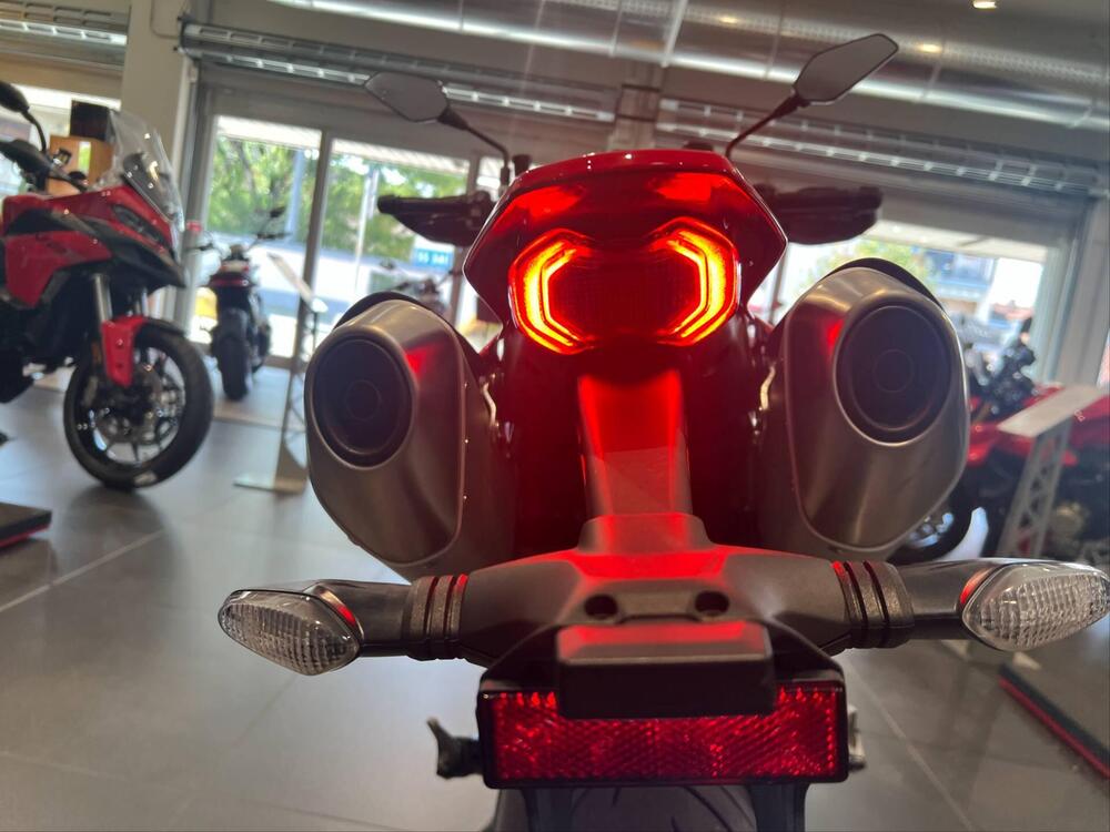 Ducati Hypermotard 698 Mono (2024 - 26) (7)