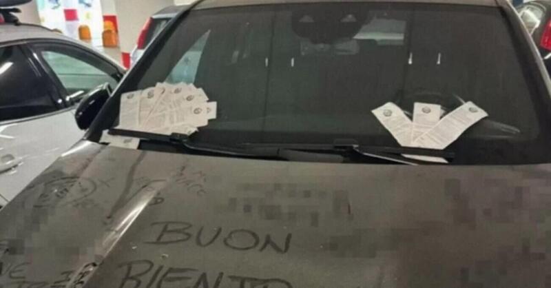 Lascia l&rsquo;auto un mese fuori dall&rsquo;aeroporto di Orio: la vacanza gli costa oltre 20 multe