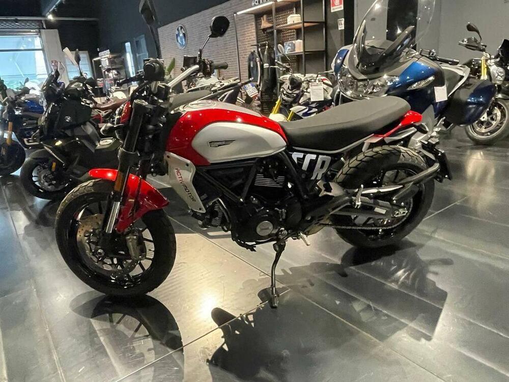 Ducati Scrambler 800 Icon (2023 - 24) (2)