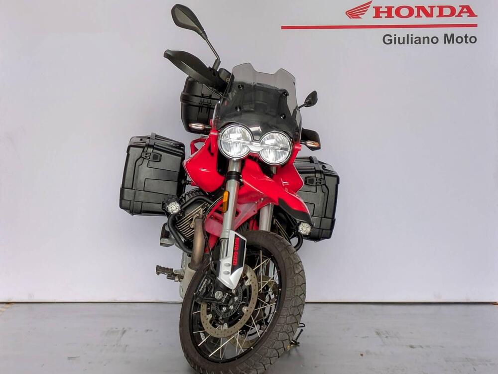 Moto Guzzi V85 TT (2021 - 23) (3)