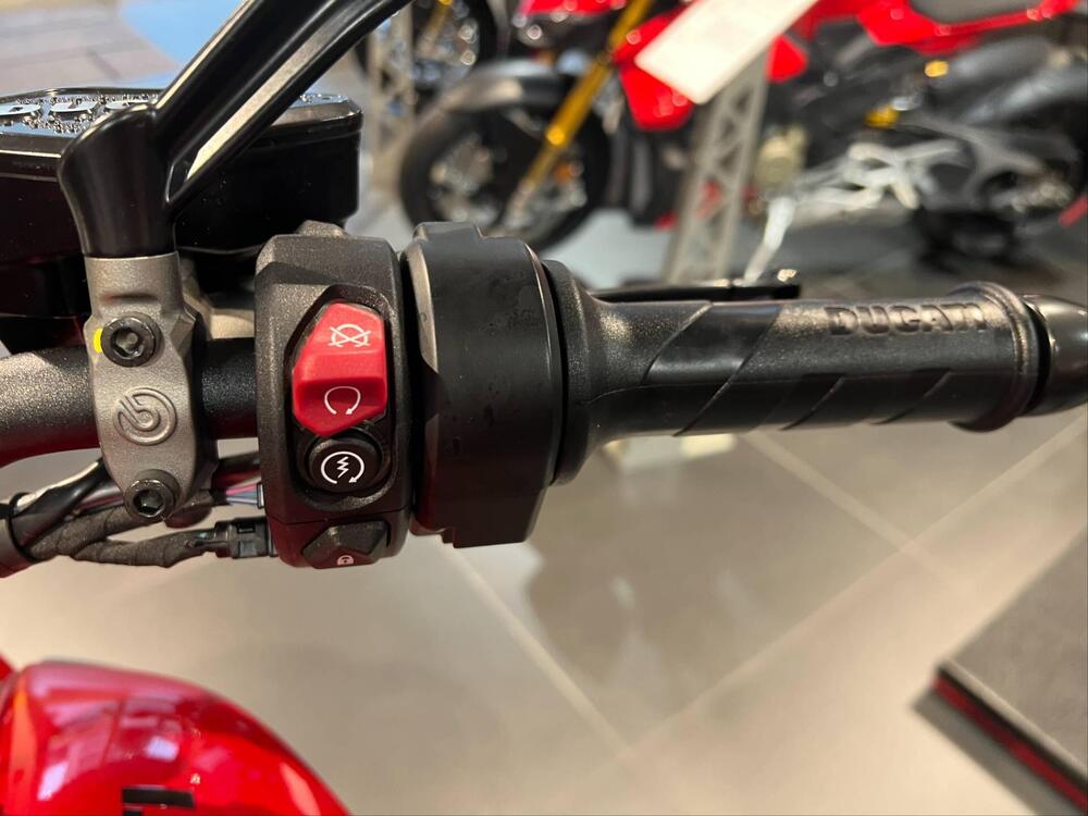 Ducati XDiavel V4 (2025 - 26) (10)
