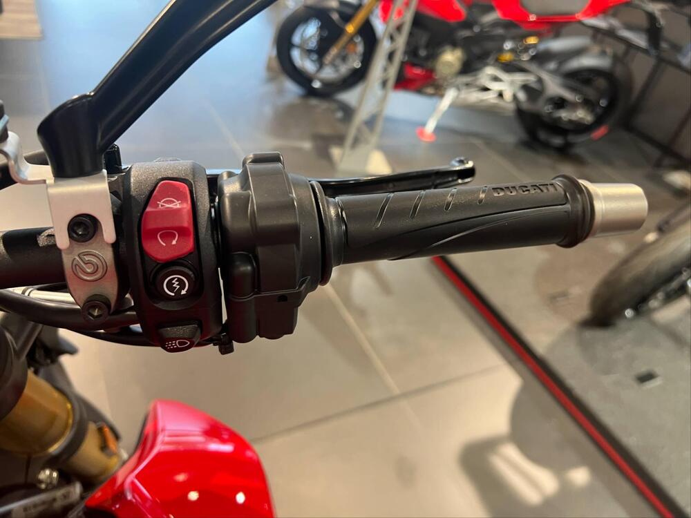 Ducati Streetfighter V2 S (2025 - 26) (12)