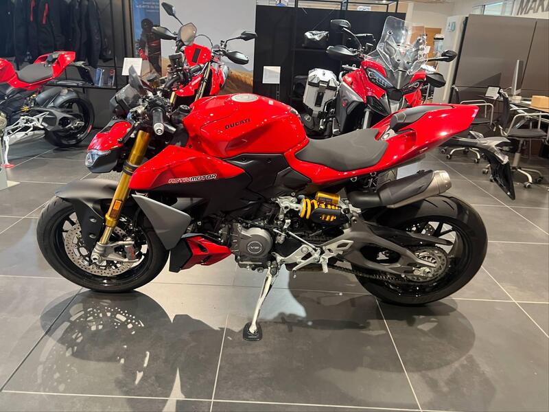 Ducati Streetfighter V2 S (2025 - 26) (5)