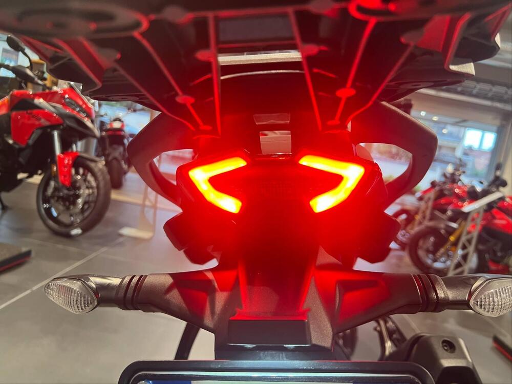 Ducati Multistrada V2 S (2025 - 26) (7)