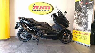 Yamaha T-Max 560 (2020 - 21) usata