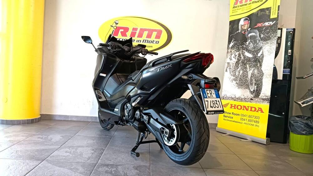 Yamaha T-Max 560 (2020 - 21) (4)